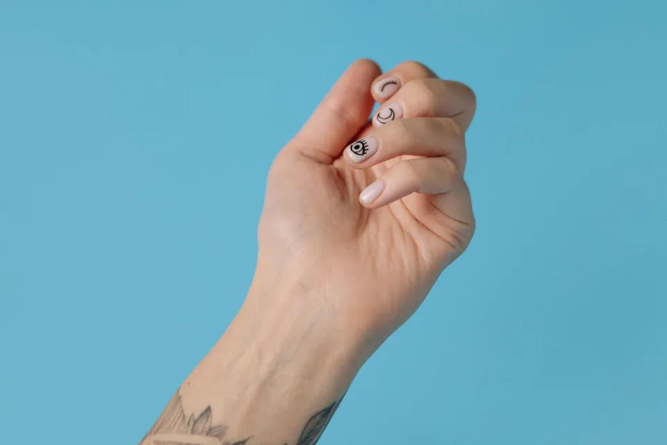 Mẫu nail vẽ hoa